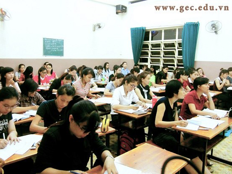 Trung tâm kinh tế toàn cầu Gec – Đại học kinh tế TPHCM